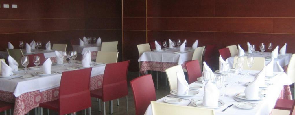 Hostal Restaurante Taracena Yunquera de Henares Ngoại thất bức ảnh